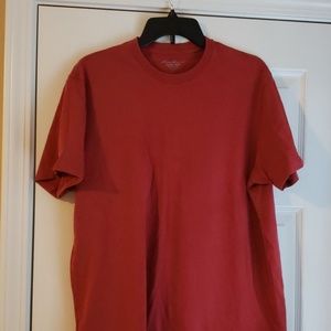 Red Eddie Bauer short sleeve tshirt